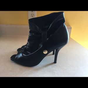 Women’s Shoes